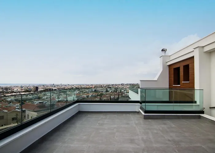 Phaedrus Living: Sea View Anna 301 * Lemesos