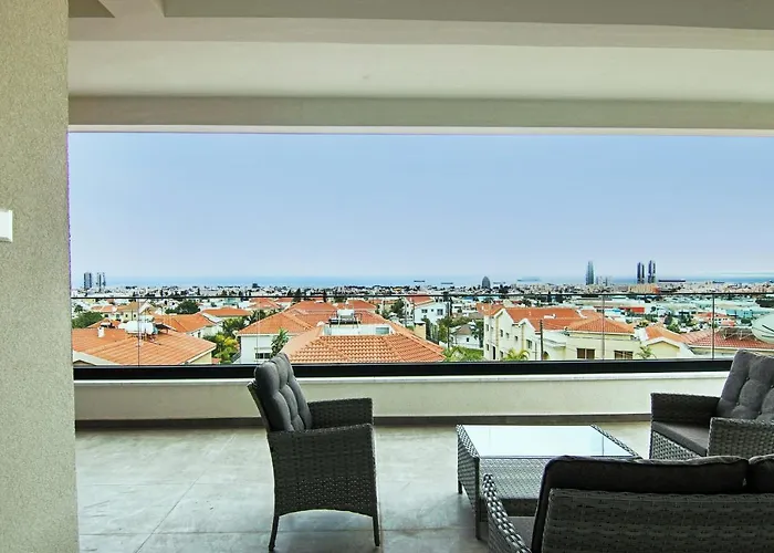 Phaedrus Living: Sea View Anna 301 Apartmán